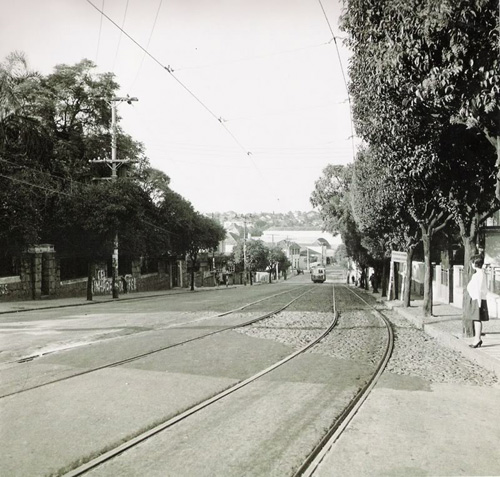 Avenida 24 de Outubro no bairro Moinhos de Vento em abril de 1961