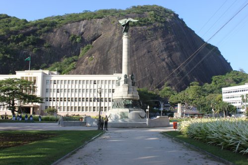 Exército Reafirma Compromisso com a Democracia 10