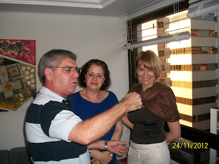 Cesar (marido Classy), Jane e a aniversariante, Lourdes