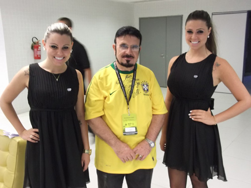 Lino Tavares e recepcionistas da Festa da Arena Grêmio