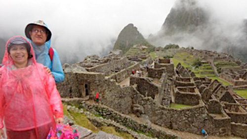 Março 2013 - Maristela e Paulo em Machu Picchu (bela foto)