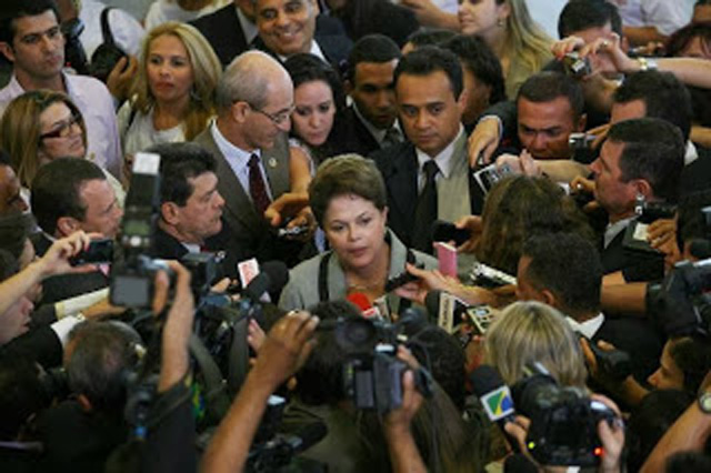 Lisiane-Cardoso---Dilma---2