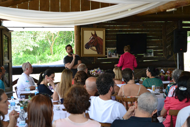 Stand Up de Mauricio Meirelles